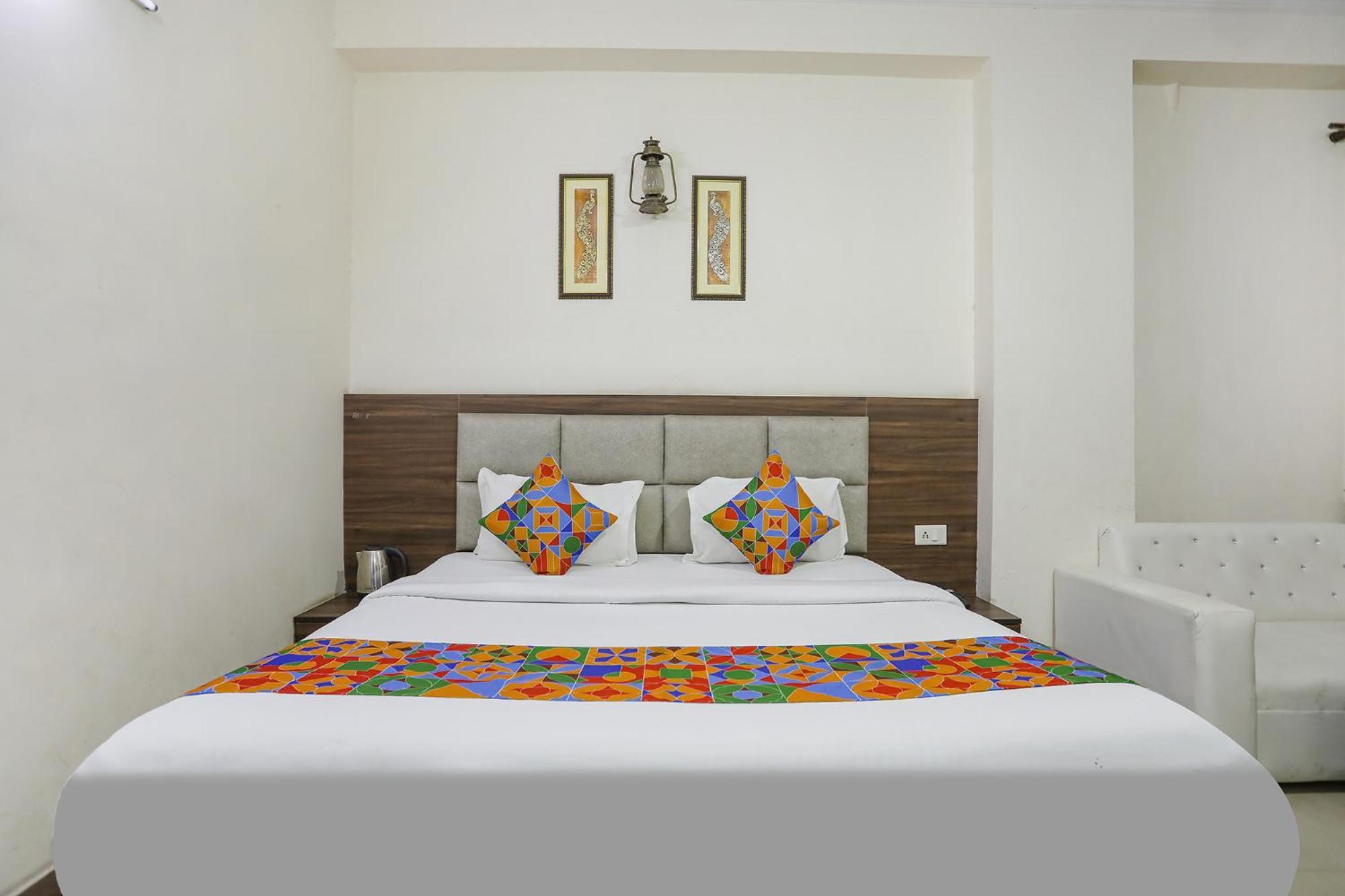 Fabhotel Corporate Stay Noida Esterno foto