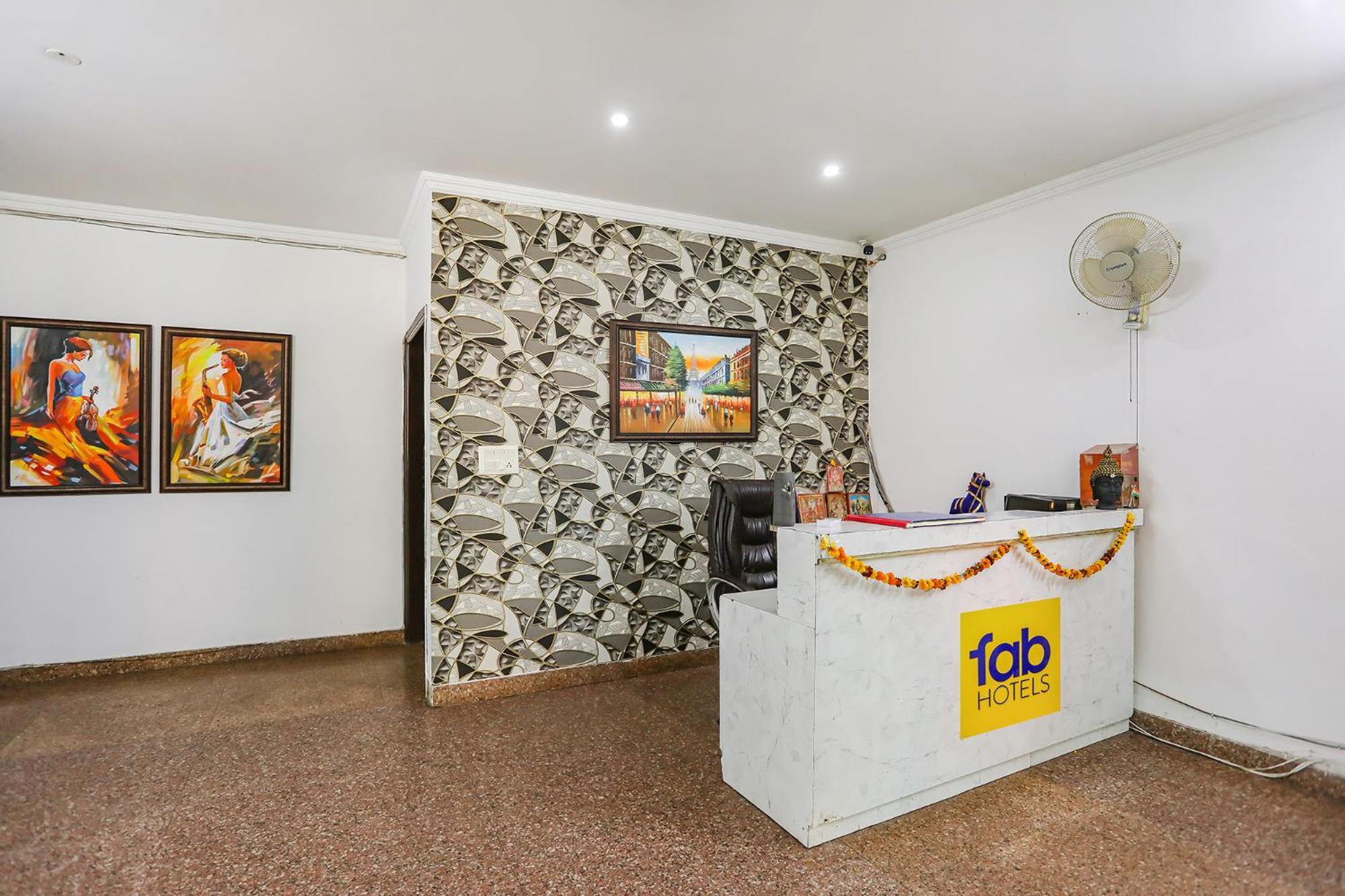 Fabhotel Corporate Stay Noida Esterno foto